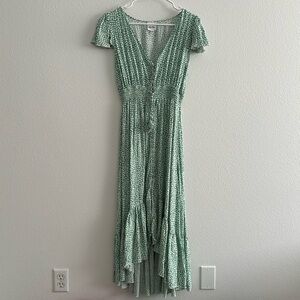 Chic Flowy Scrunched Waist Green White Polkadots Maxi Dress